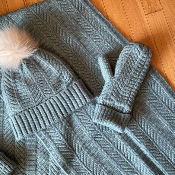 Love & Lore Scarf, Mittens, Toque/Beanie - Blue winter accessories - Picture 11 of 16